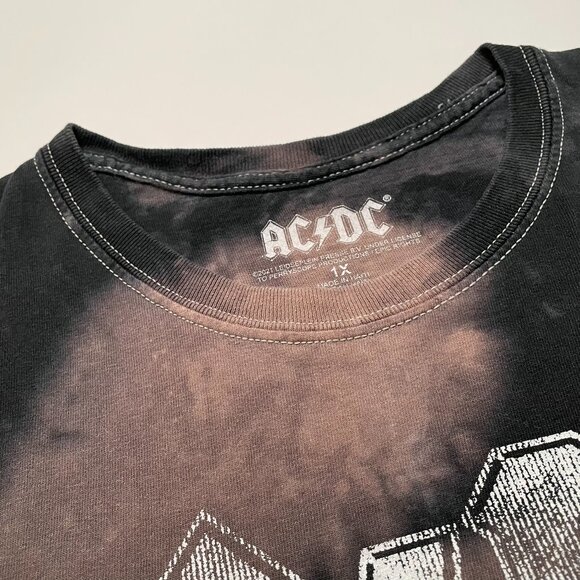 Curvy Sz 1X! AC/DC Tie-Dye Graphic Tee | Bandcore Rock Capsule Essential - Picture 4 of 6